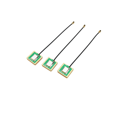 Hersteller Hochgewinn-Eingebettete aktive Keramik-GPS-Antenne mit U. FL Ipex weiblicher Stecker