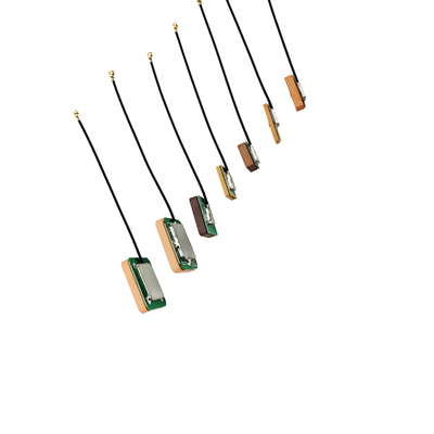 Hersteller Hochgewinn-Eingebettete aktive Keramik-GPS-Antenne mit U. FL Ipex weiblicher Stecker